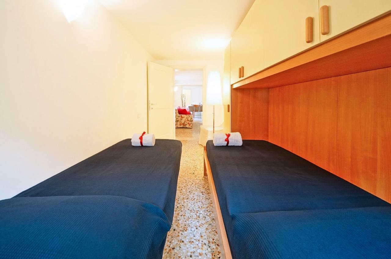 Sant'Aponal Apartment Rialto Venezia Esterno foto